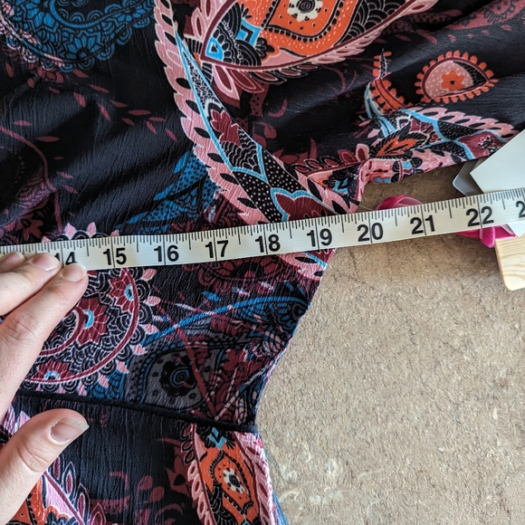 🆕 California Moon Rise Dress with Bell Sleeves & Zipper Back - Picture 5 of 9